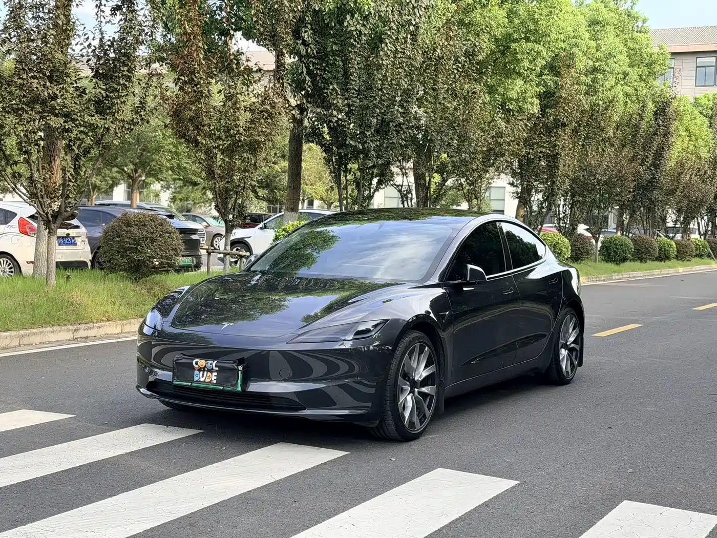 Tesla Model 3 2023