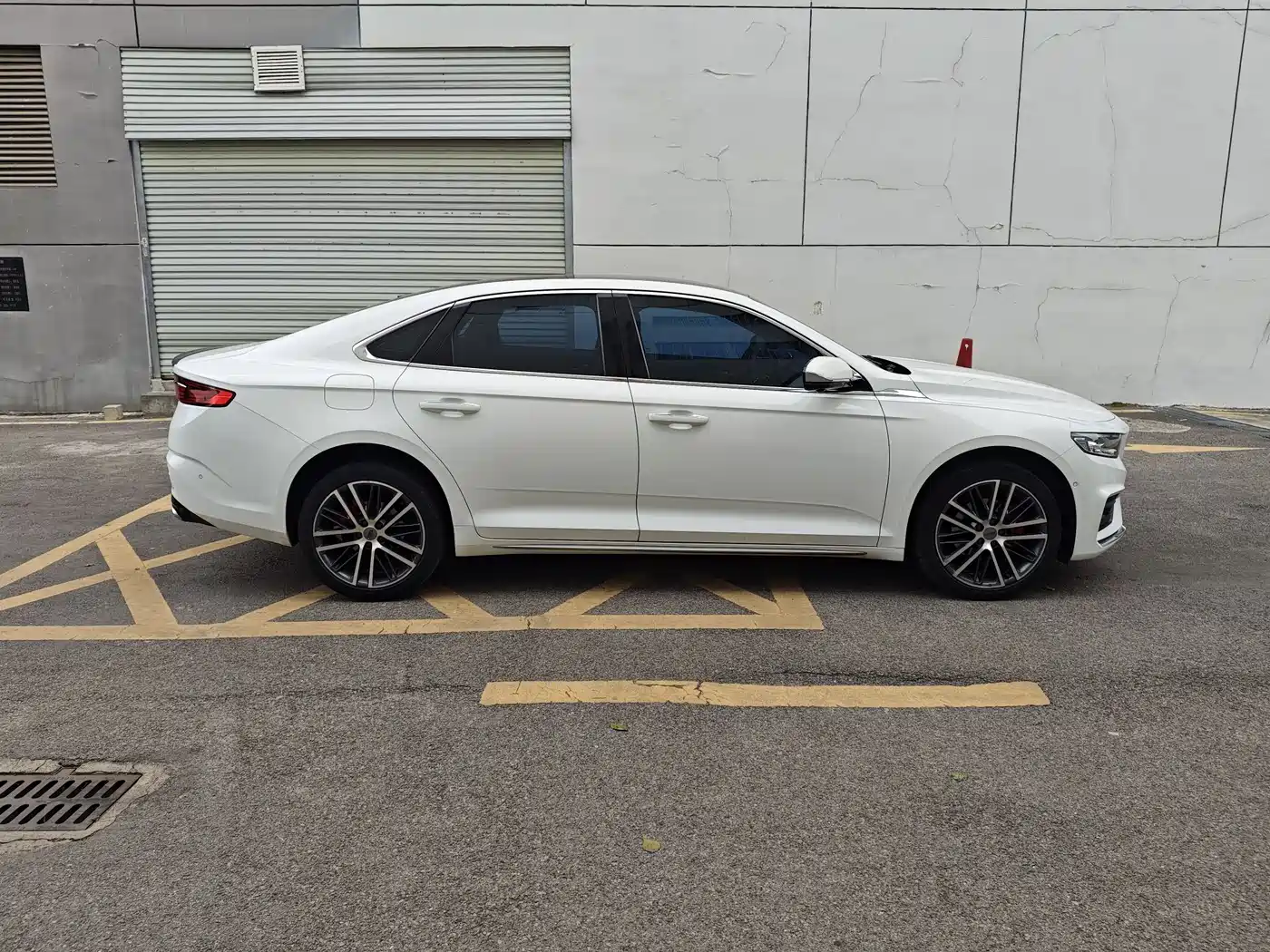 GEELY AUTOMOBILE XINGRUI