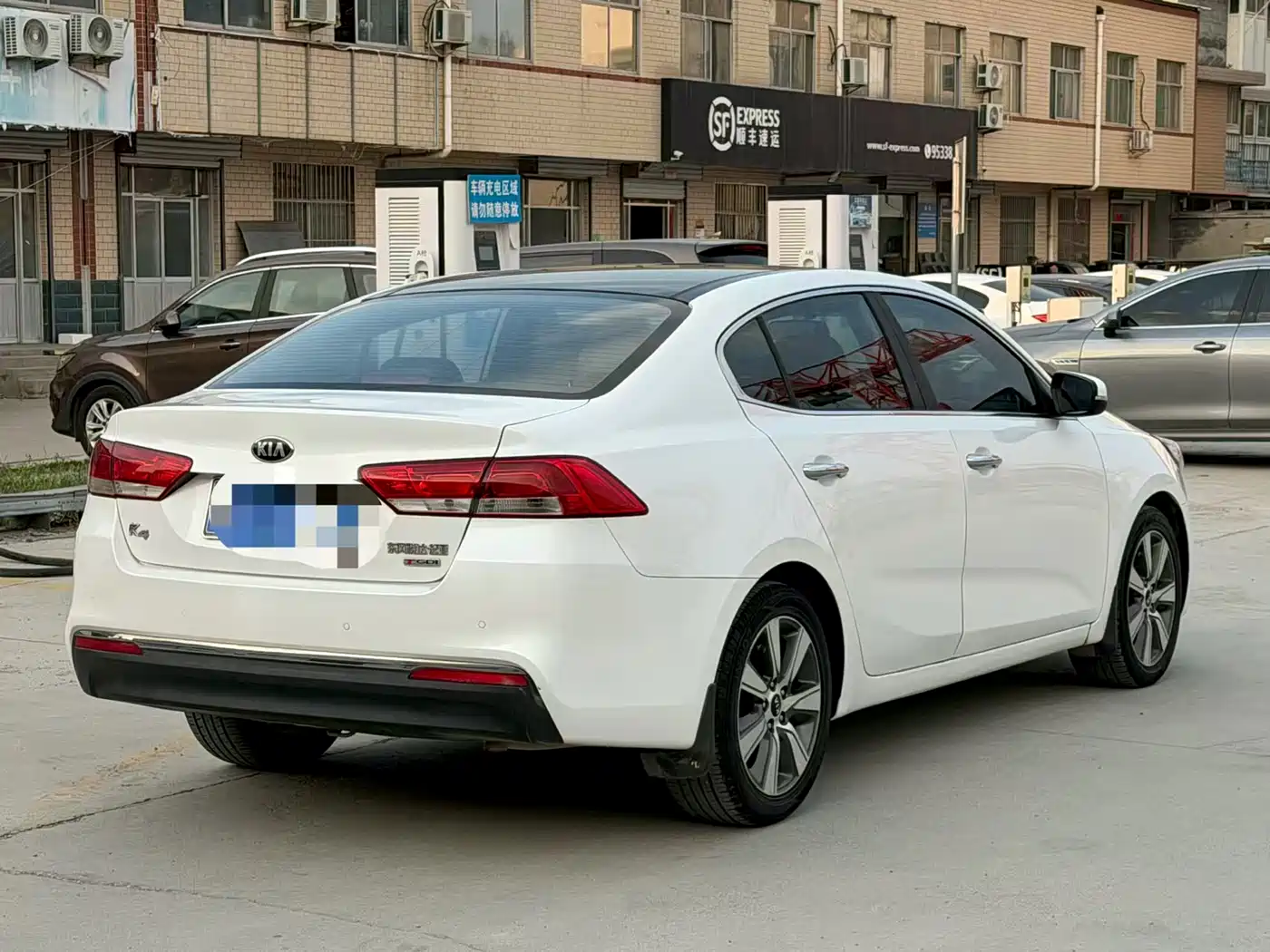Kia K4 2016 2017 1.6T Automatic T-DLX Turbo