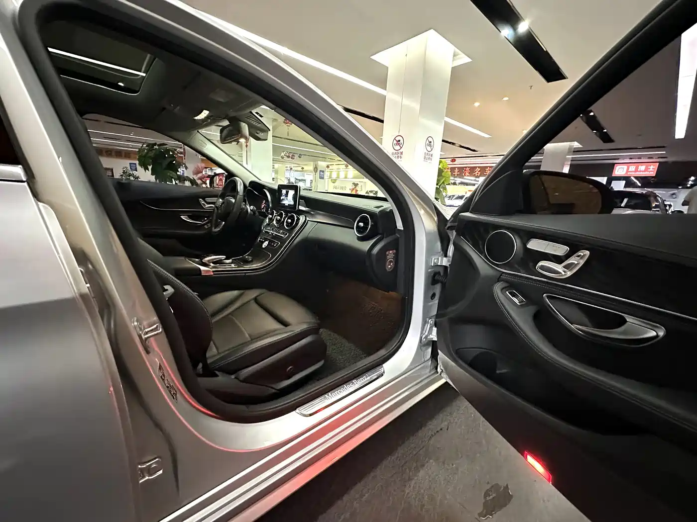 Mercedes-Benz C-Class 2016 2016 C 200 L Sport