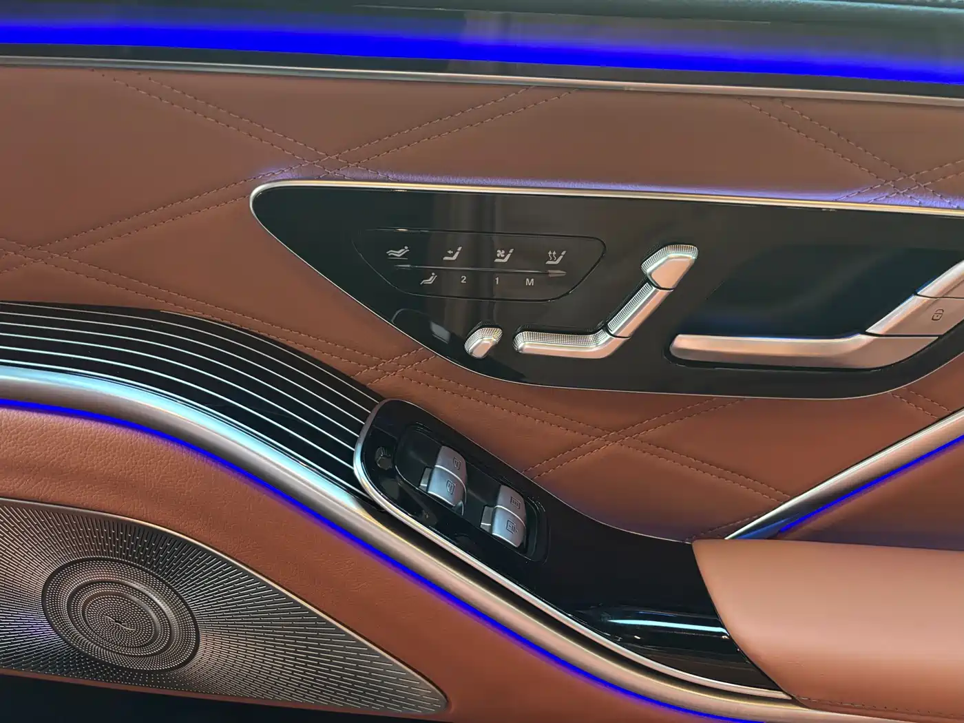 Mercedes-Benz Maybach S-Class 2024 Facelift S 480 4MATIC фото 19