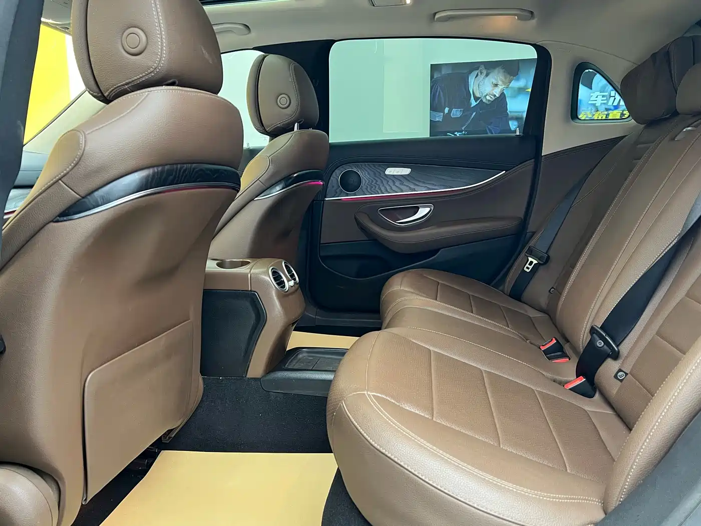 Mercedes-Benz E-Class 2019 E 260 L Sport фото 8
