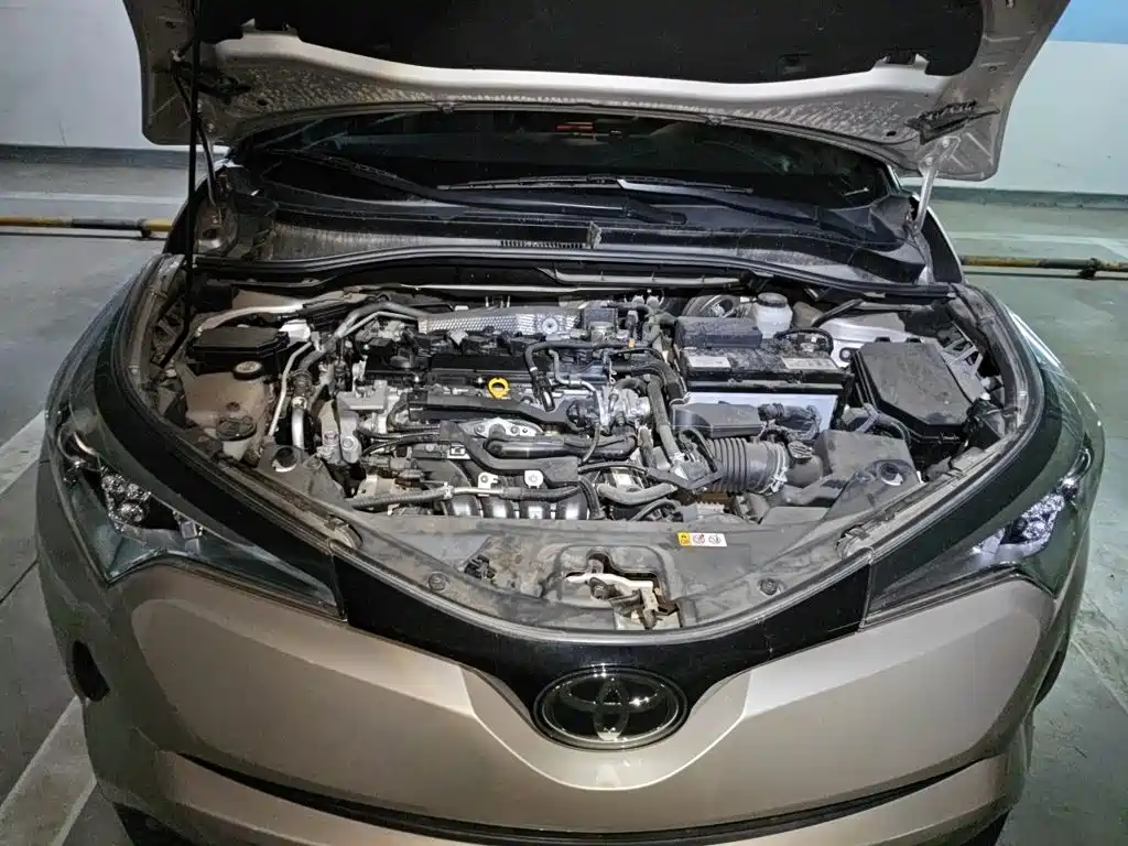 Toyota C-HR 2021 2020 Model 2.0L Leading