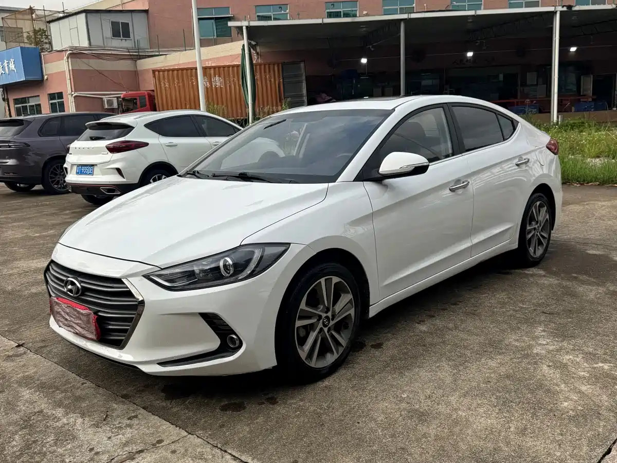 Hyundai Elantra 2016 Model 1.6L Automatic Smart Elite