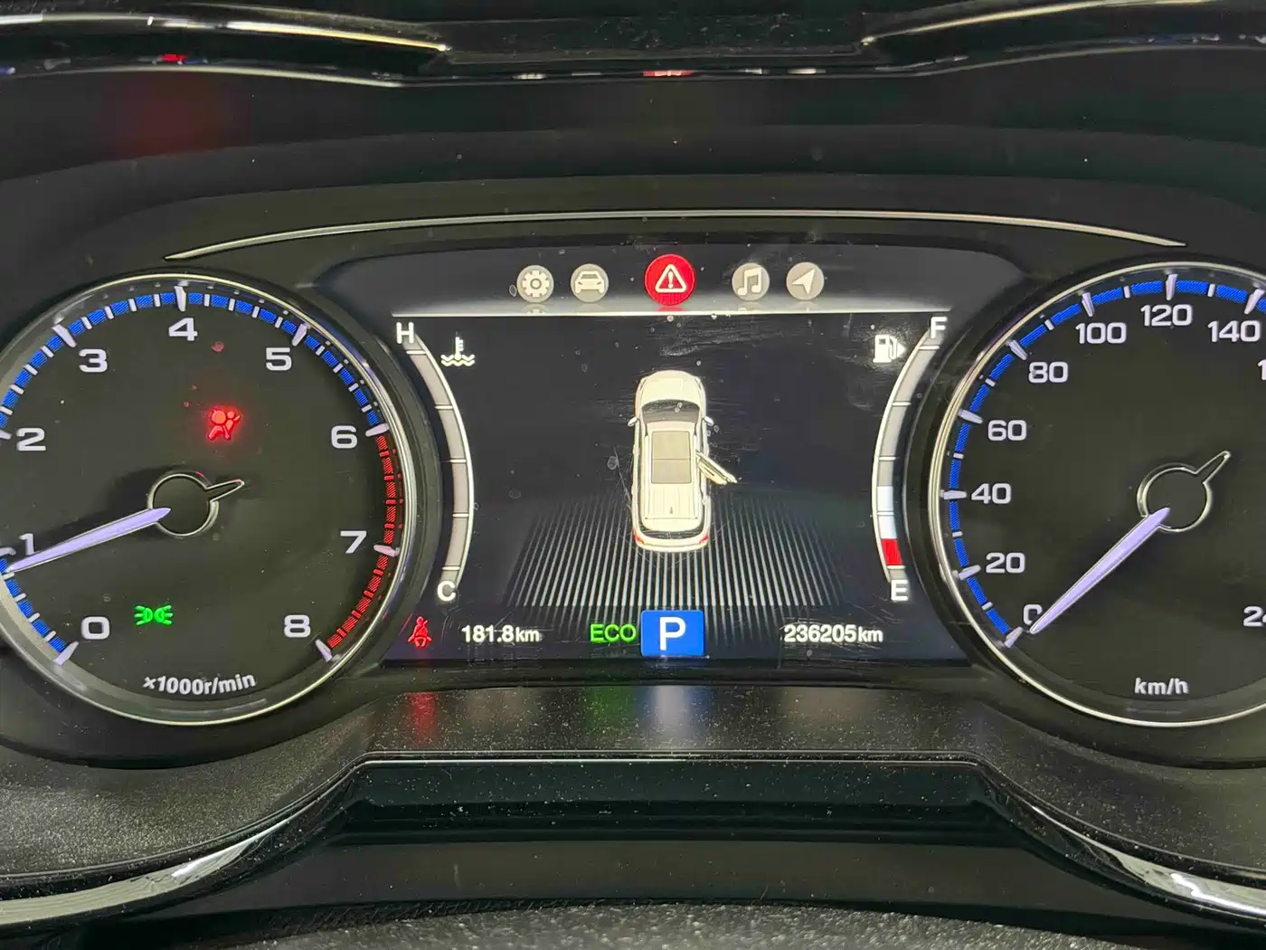 GAC Trumpchi Trumpchi GS8 2017 320T 2WD Luxury Smart Connect (7-seater) фото 17