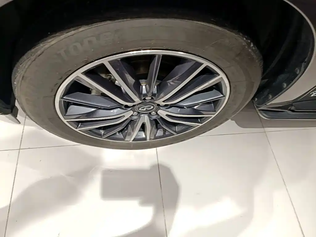 Infiniti QX60 (Import) 2019 2018 2.5 S/C Hybrid 2WD Excellence Edition China VI