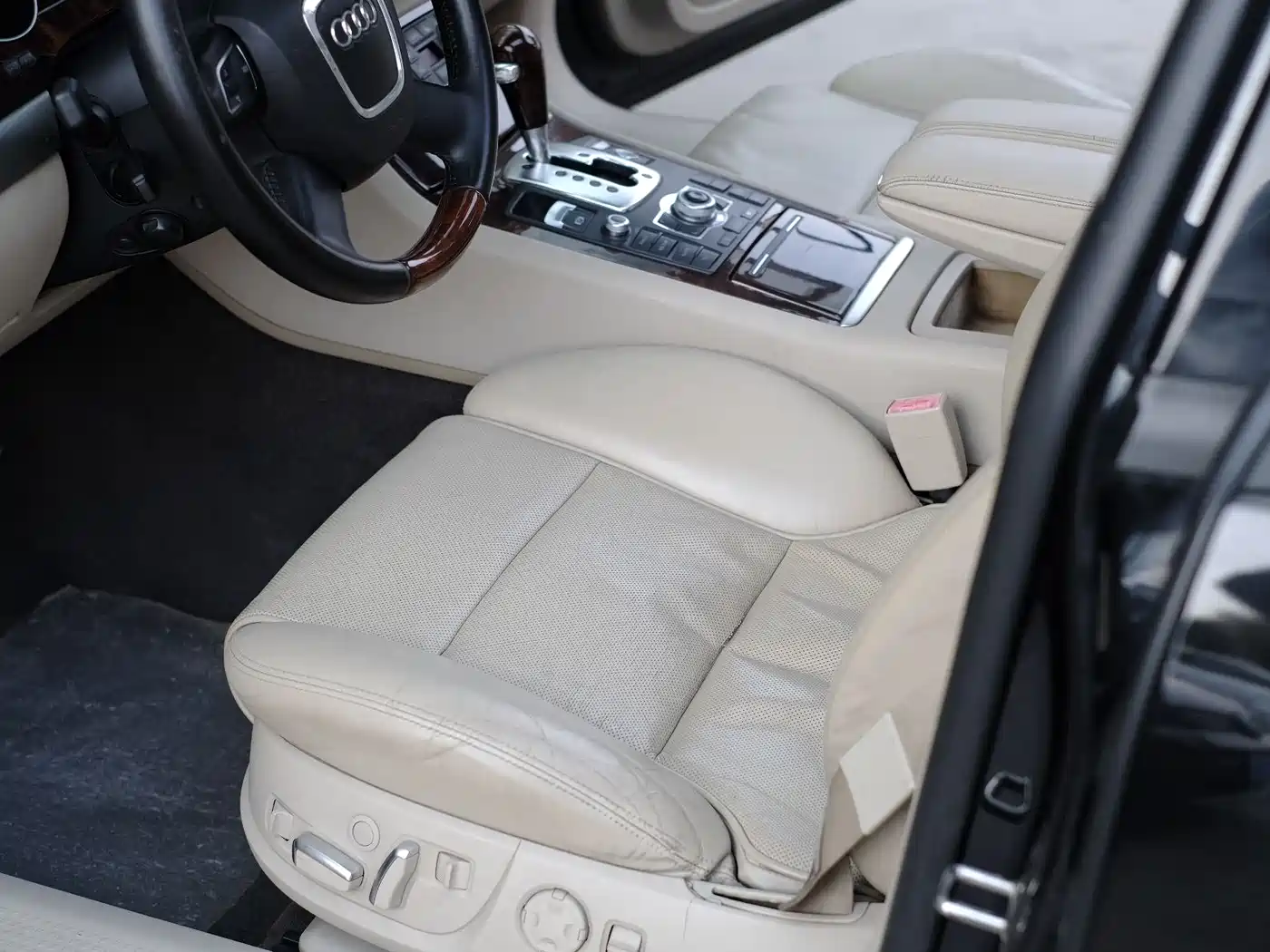 Audi A8 2008 A8L 3.2 FSI Luxury фото 20