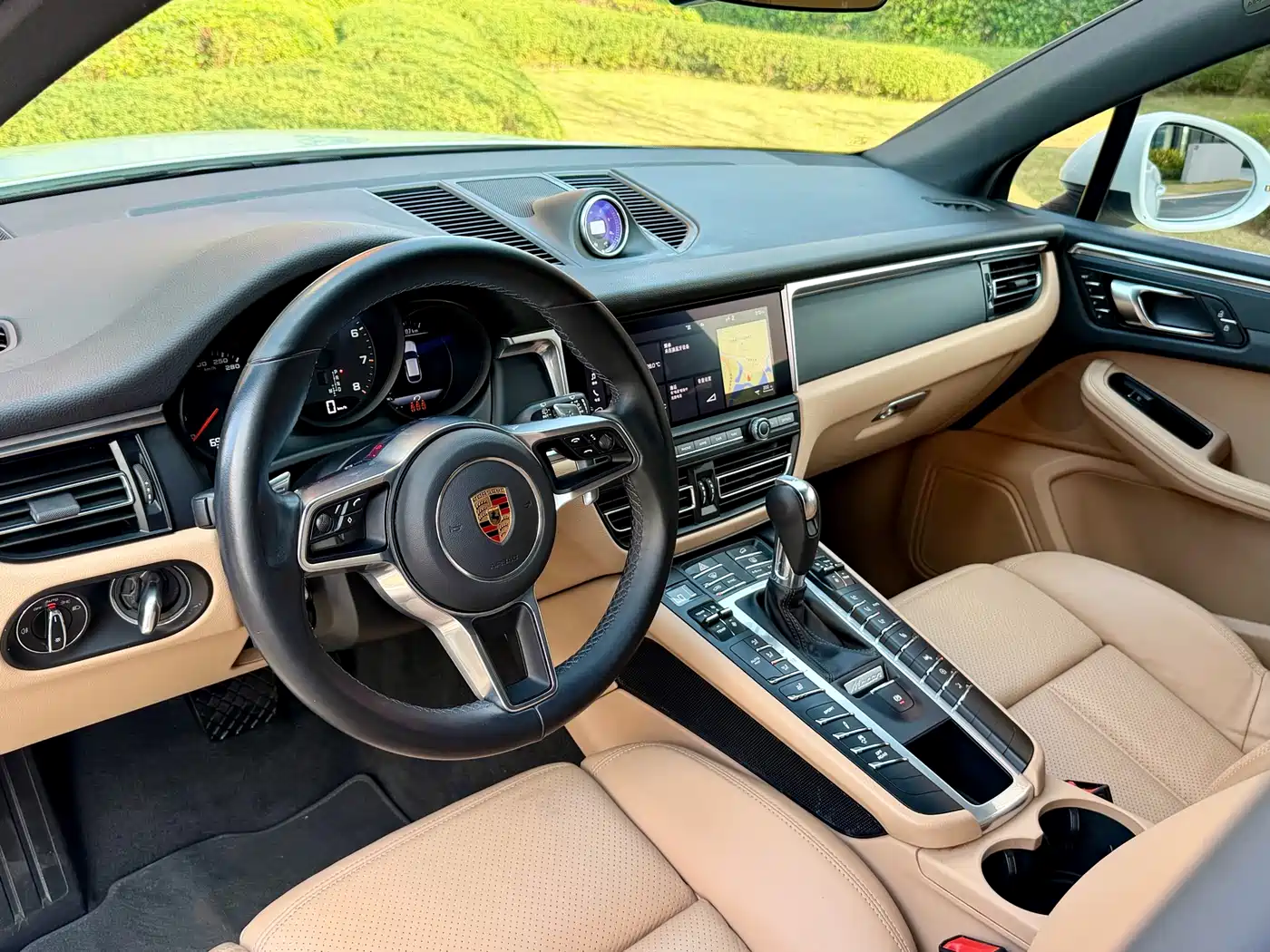 Porsche Macan 2020 Macan 2.0T фото 9