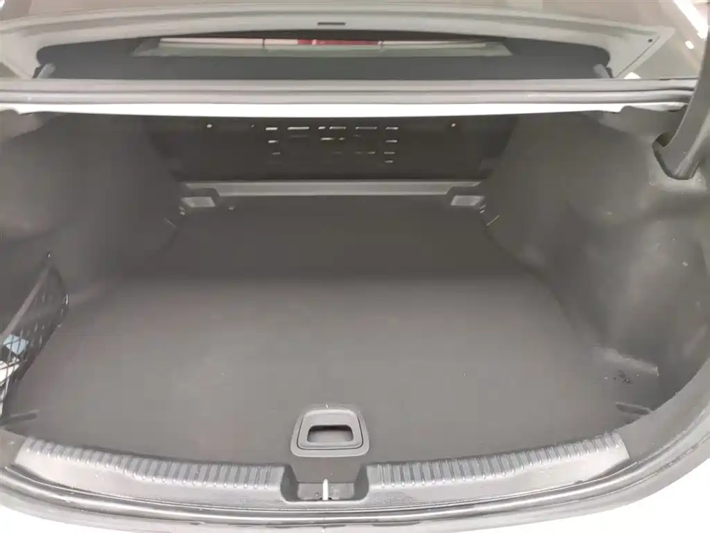 Mercedes-Benz C-Class 2023 C 260 L Night Edition Sport фото 32
