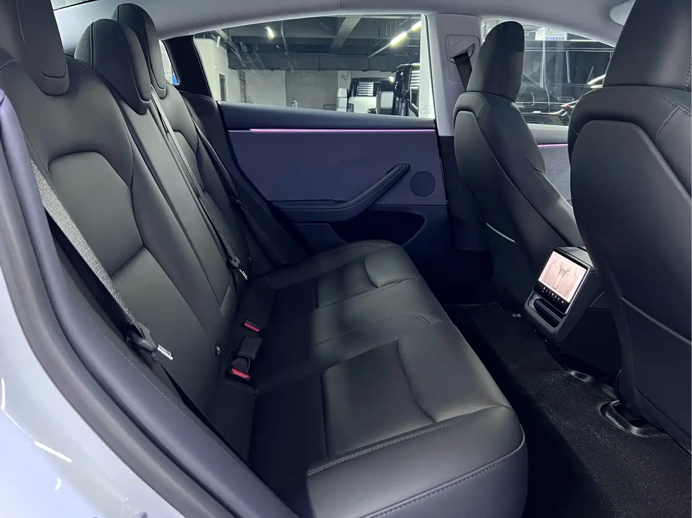 Tesla Model 3 2026 2025 Model Year Facelift Rear-Wheel Drive