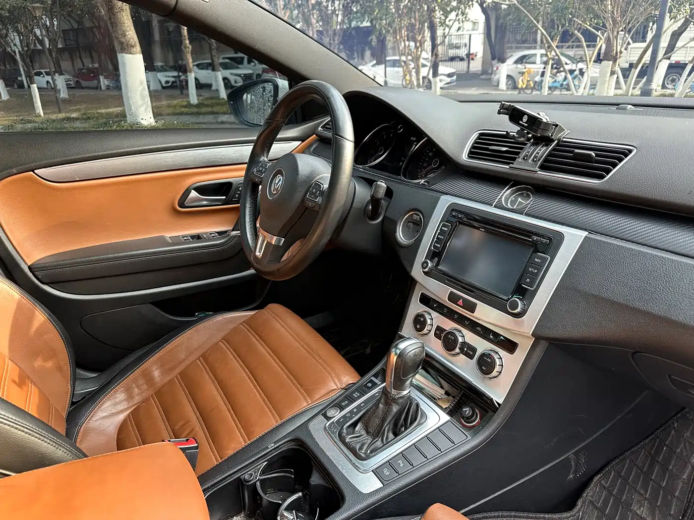 Volkswagen FAW-Volkswagen CC 2016 Model 2.0TSI Luxury фото 17