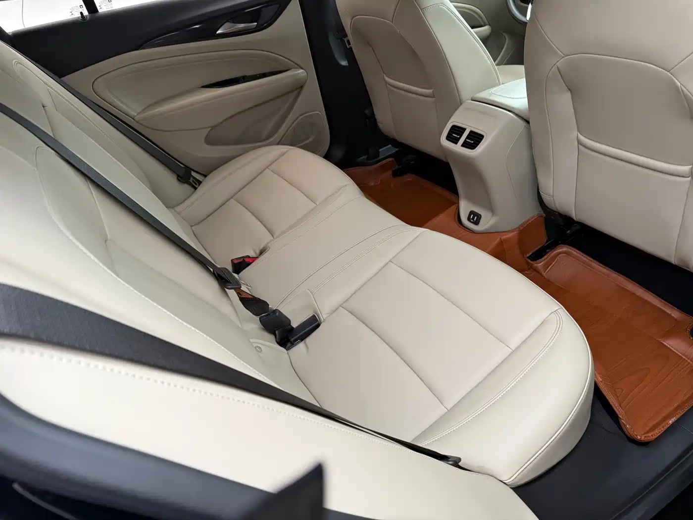 Buick Regal 2021 552T Elite фото 11