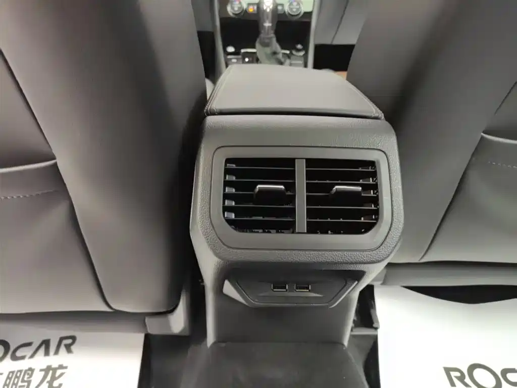 Volkswagen Lavida 2019 280TSI DSG Luxury Edition China VI фото 28