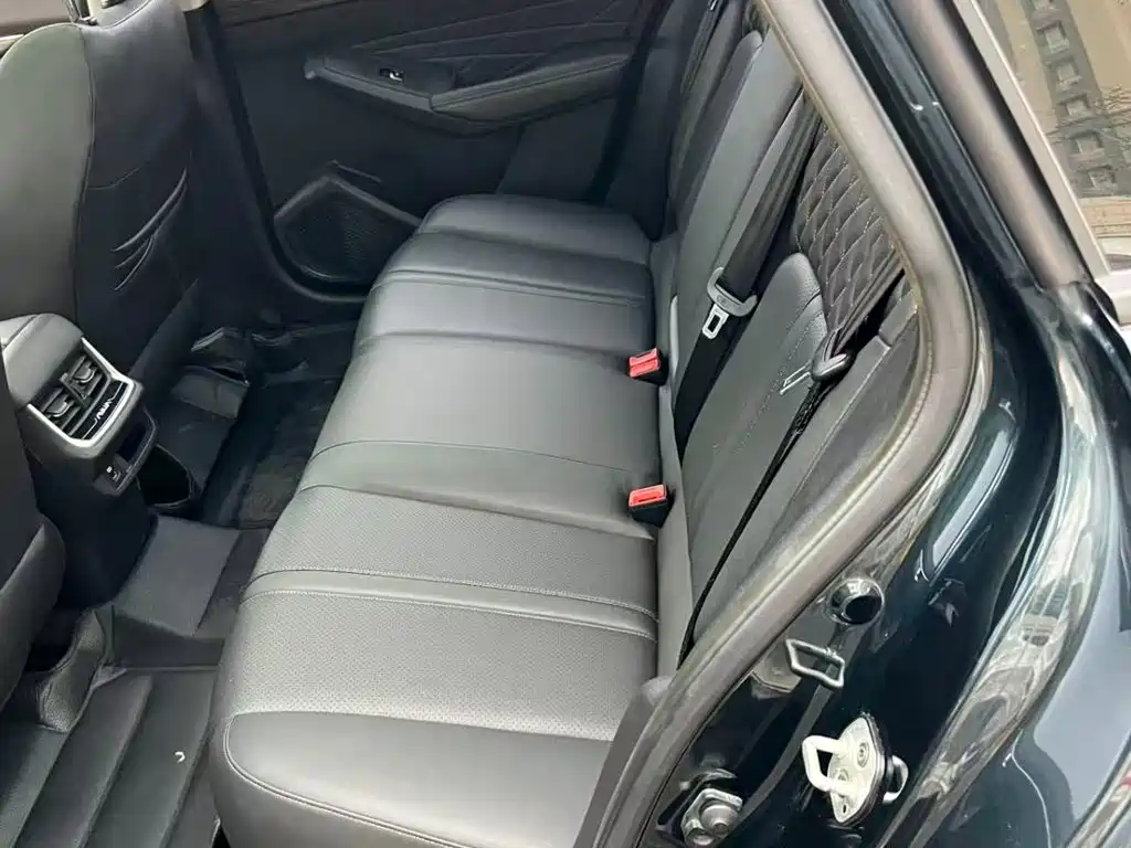 Dongfeng Aeolus Yixuan MAX 2022 2021 1.5T Super Cool Dad Edition