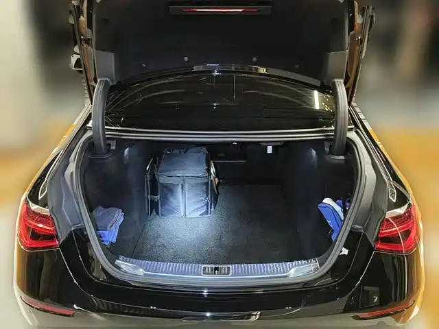 Mercedes-Benz Maybach S-Class 2023 S 480 4MATIC — фото 5