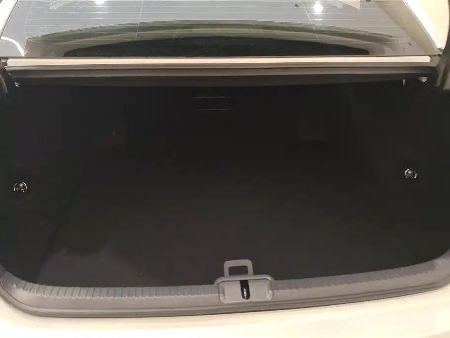 Lexus ES 2025 200 Ultimate Edition фото 4