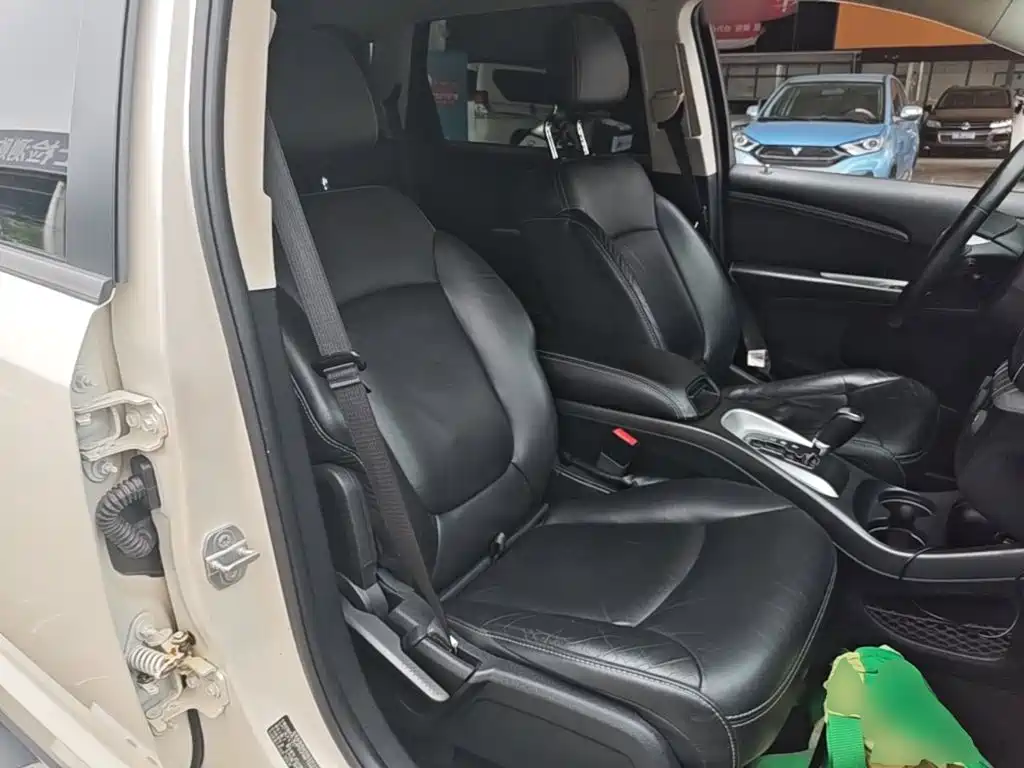Dodge Journey 2016 2013 Model 2.4L 2WD Premium Edition