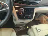Фото 14 - Buick GL8