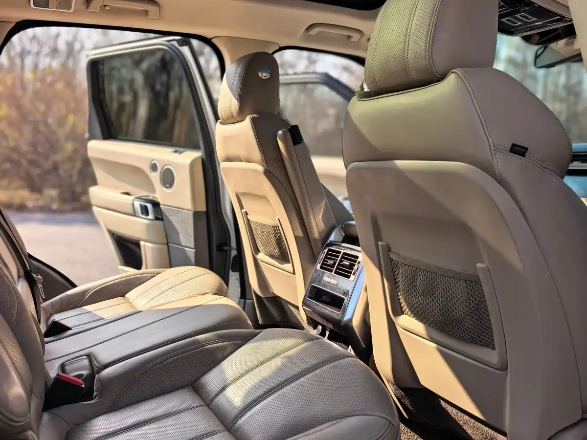Land Rover Range Rover Sport 2014 3.0 SC V6 HSE фото 10