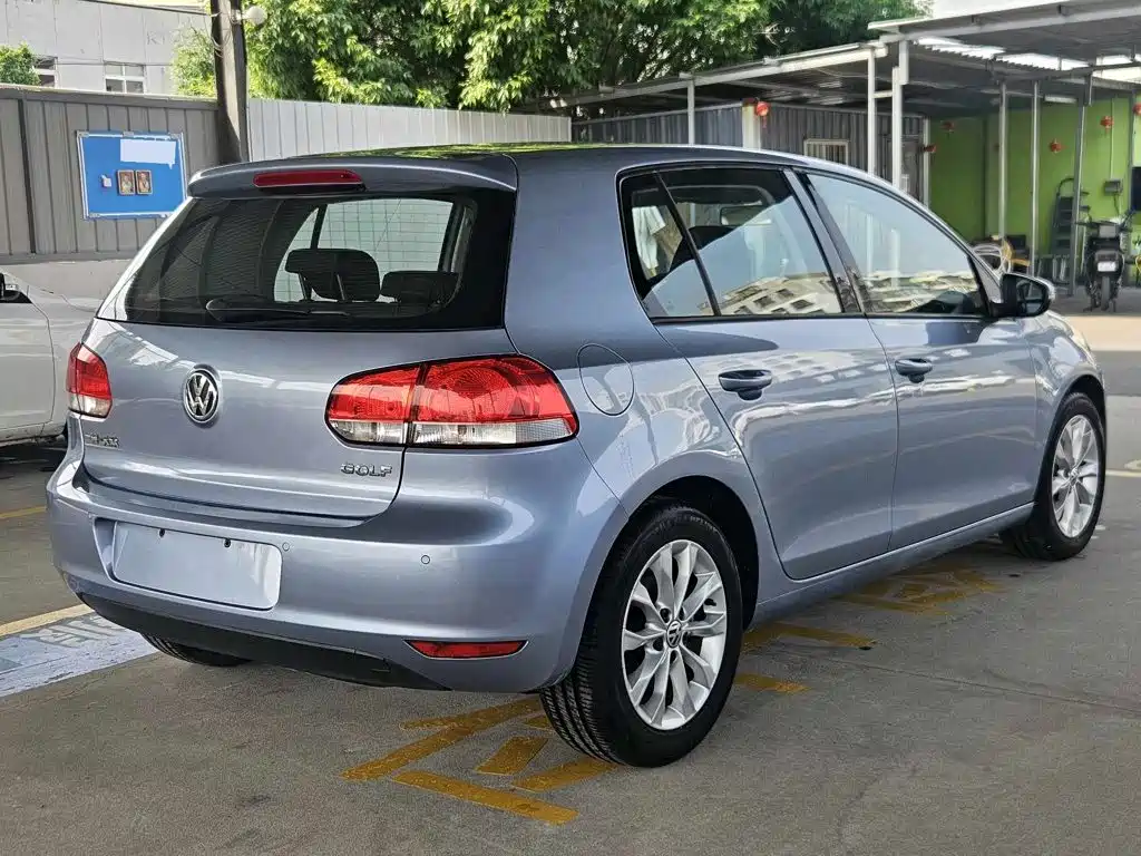 Volkswagen Golf 2011 2011 Model 1.6 Automatic Fashion