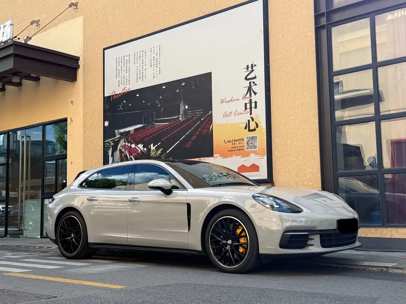 Porsche Panamera 2017 Panamera 4 Sport Turismo 3.0T фото 8