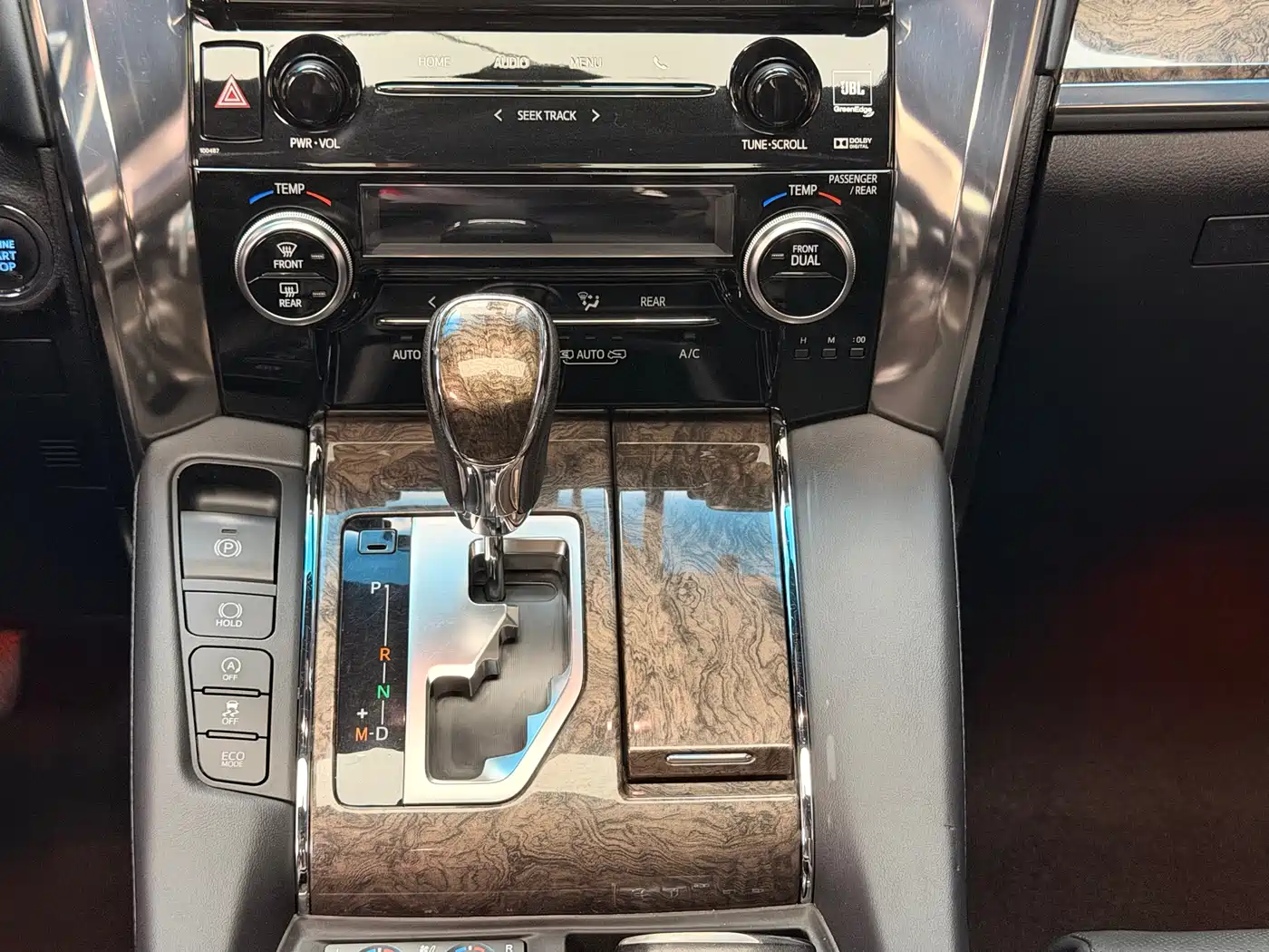 Toyota Alphard 2018 Facelift 3.5L Premium Edition фото 15