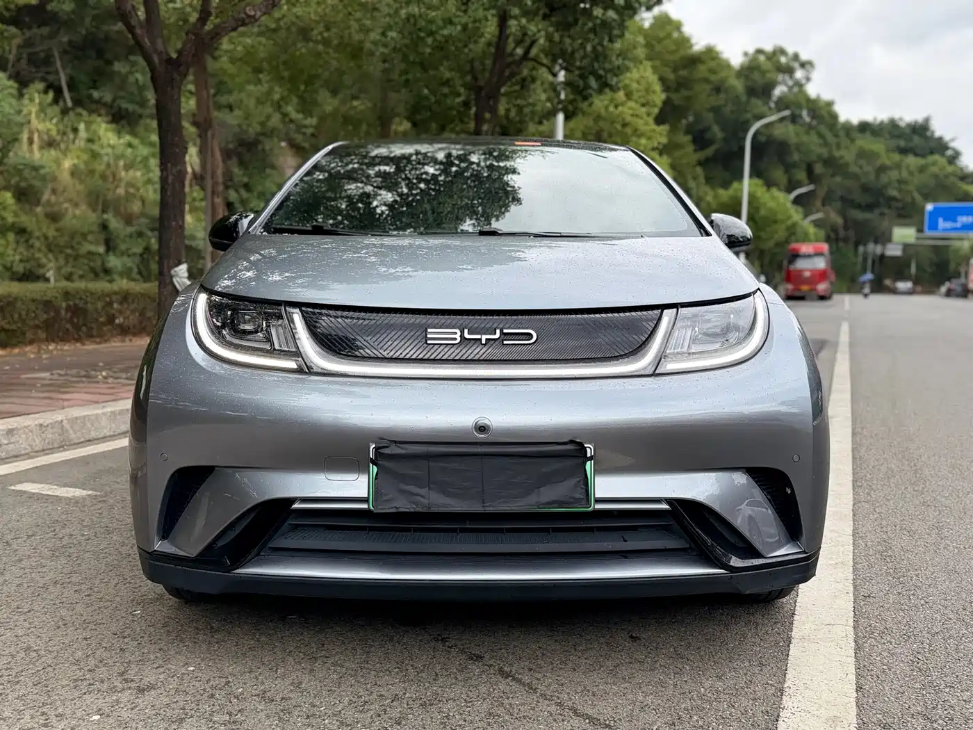 BYD Dolphin 2023 420km Fashion Edition фото 2