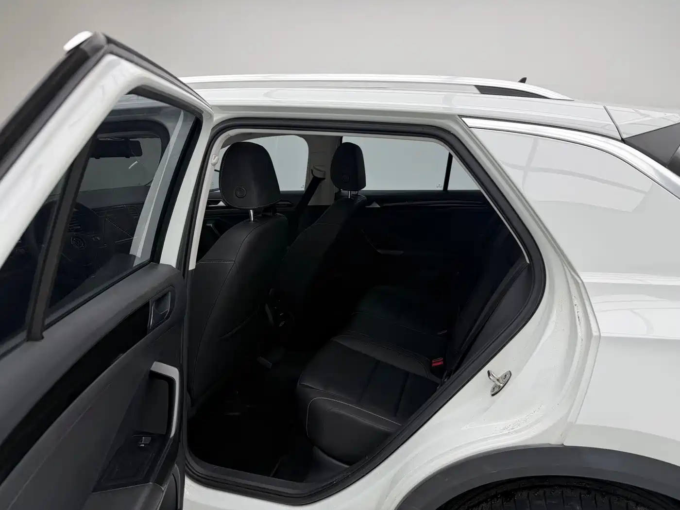 Volkswagen T-ROC 2022 280TSI DSG 2WD Comfort PLUS фото 8