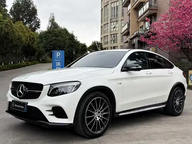 MERCEDES-BENZ GLC COUPE AMG