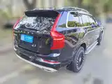 Photo 2 - Volvo XC90