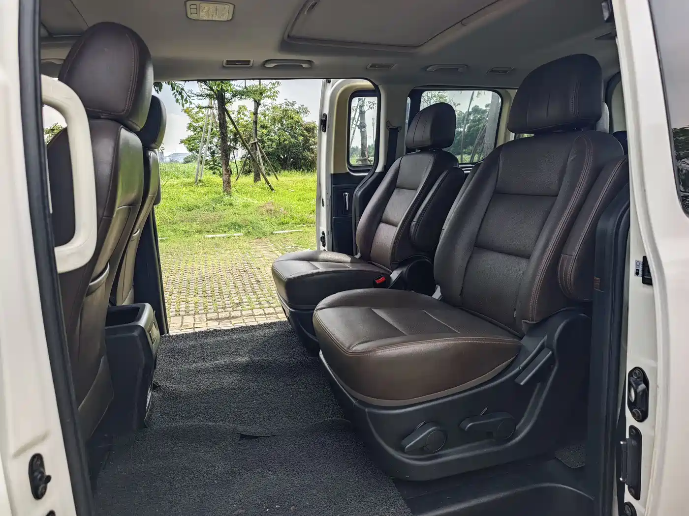 Dongfeng Fengxing Fengxing CM7 2018 2018 2.0T Automatic Exclusive