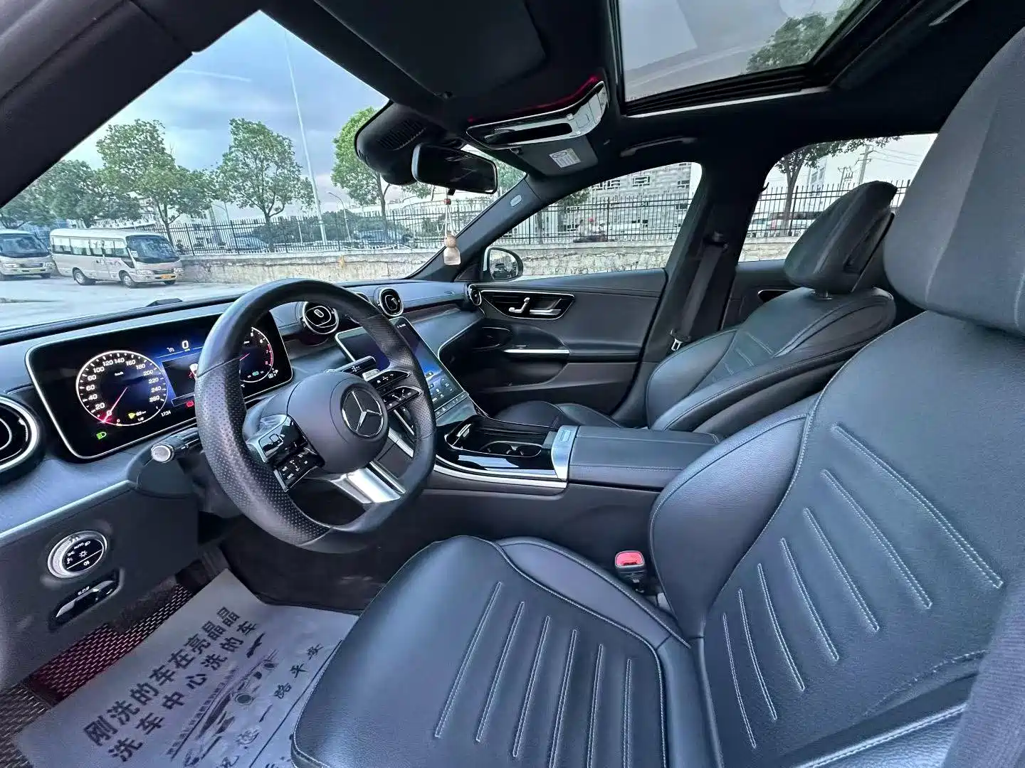 Фото 4 - Mercedes-Benz C-Class