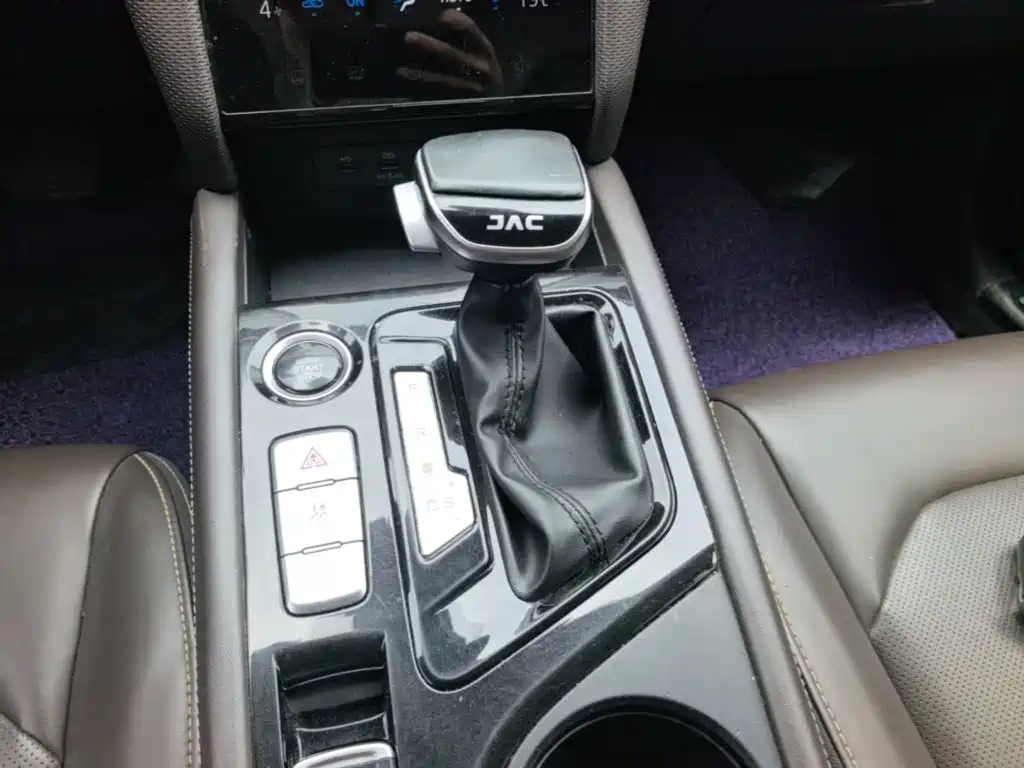 JAC Motors JAC J7 2020 2020 1.5T CVT Surpass Type
