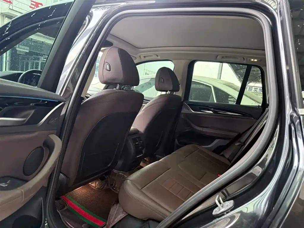 BMW iX3 2021 Facelift Leading фото 9