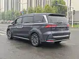Фото 10 - Roewe iMAX8