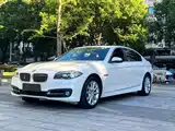 Photo 3 - BMW 5 Series