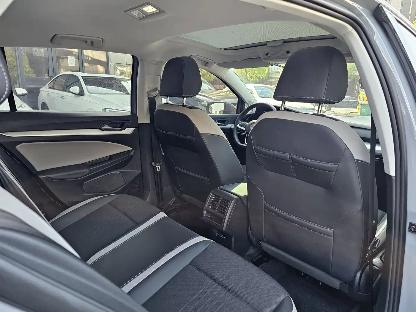 Volkswagen Golf 2021 280TSI DSG Pro фото 8