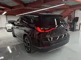 Фото 10 - NIO ES8