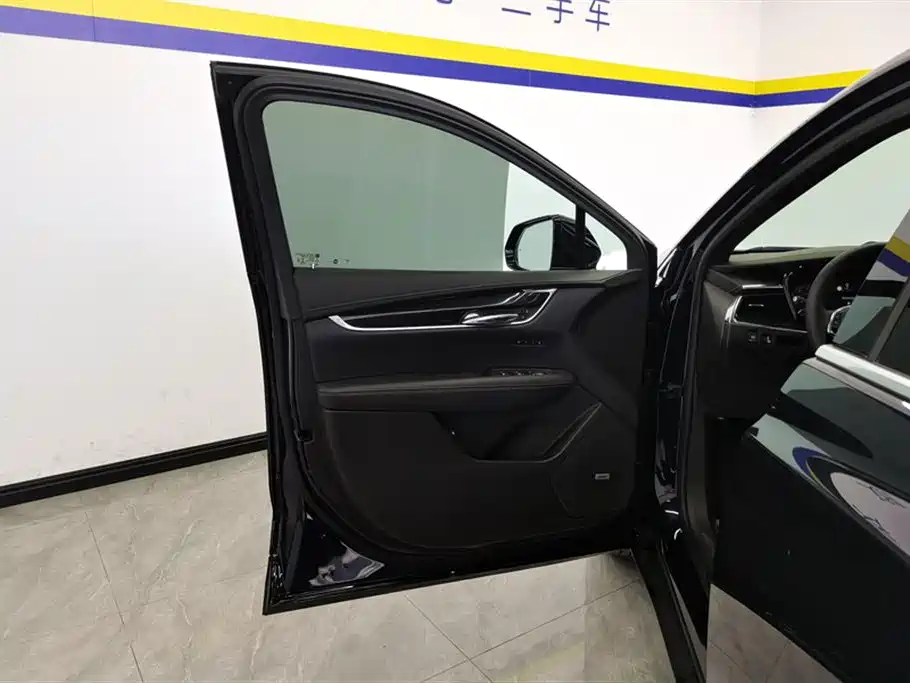 Cadillac XT5 2020 28T Luxury Model фото 7