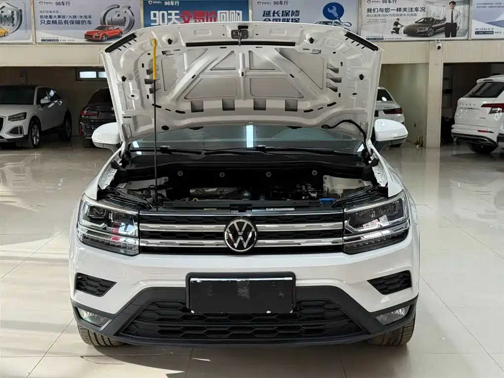 Фото 7 - Volkswagen Tharu