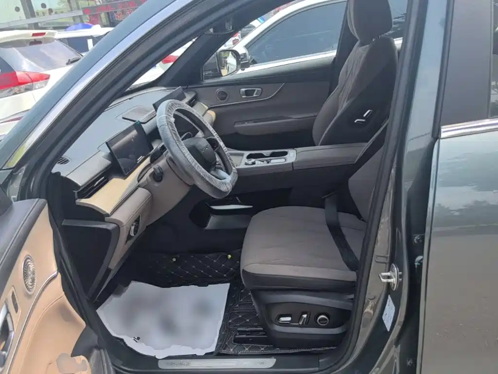 Chery Tiggo 8 PLUS 2025 2025 290TGDI DCT Premium 5-seater