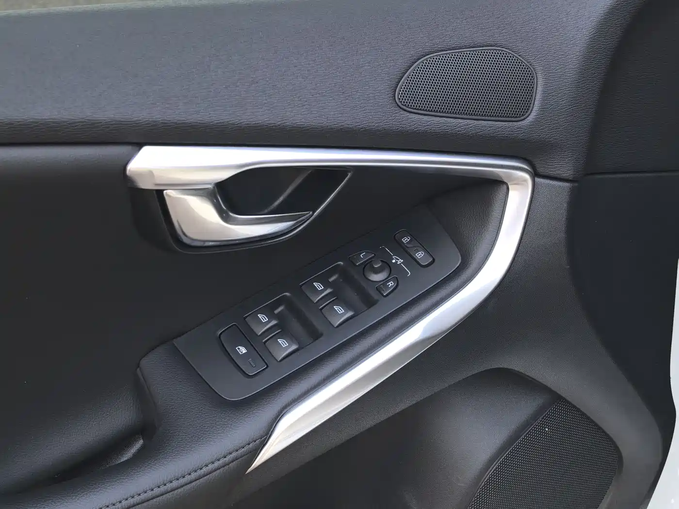 Volvo V40 2017 2017 T4 Inscription