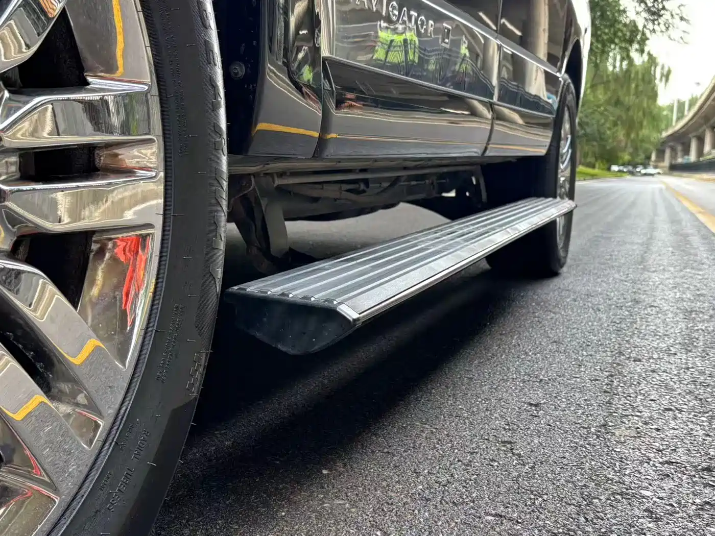 Lincoln Navigator 2009 2010 5.4L AWD