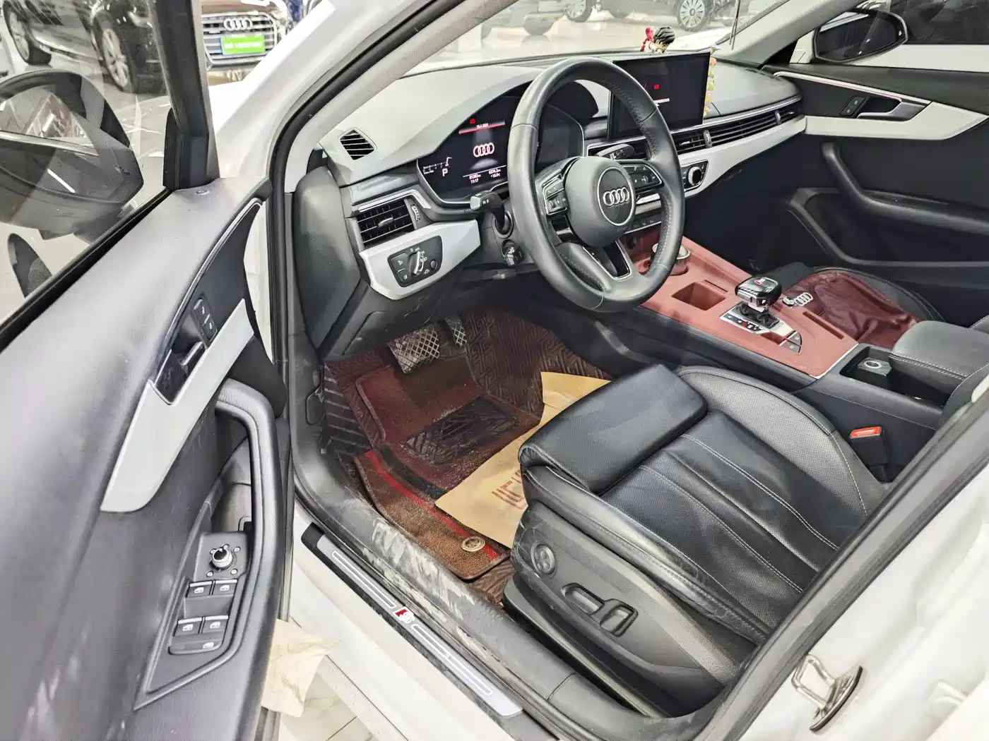 Audi A4L 2020 40 TFSI Luxury Dynamic фото 7