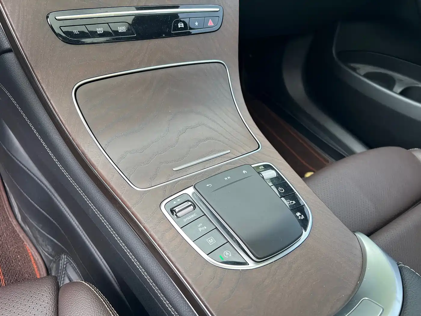 Mercedes-Benz GLC 2021 GLC 260 L 4MATIC Luxury фото 12
