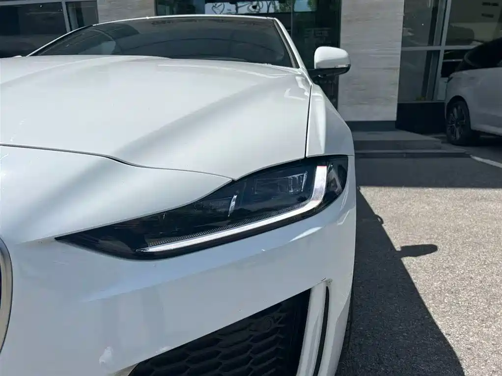 JAGUAR XEL