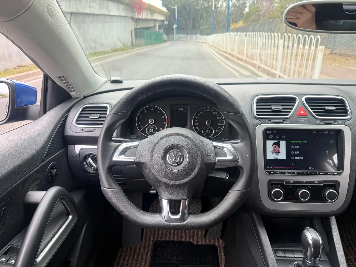 Volkswagen Scirocco 2013 1.4TSI GTS фото 20