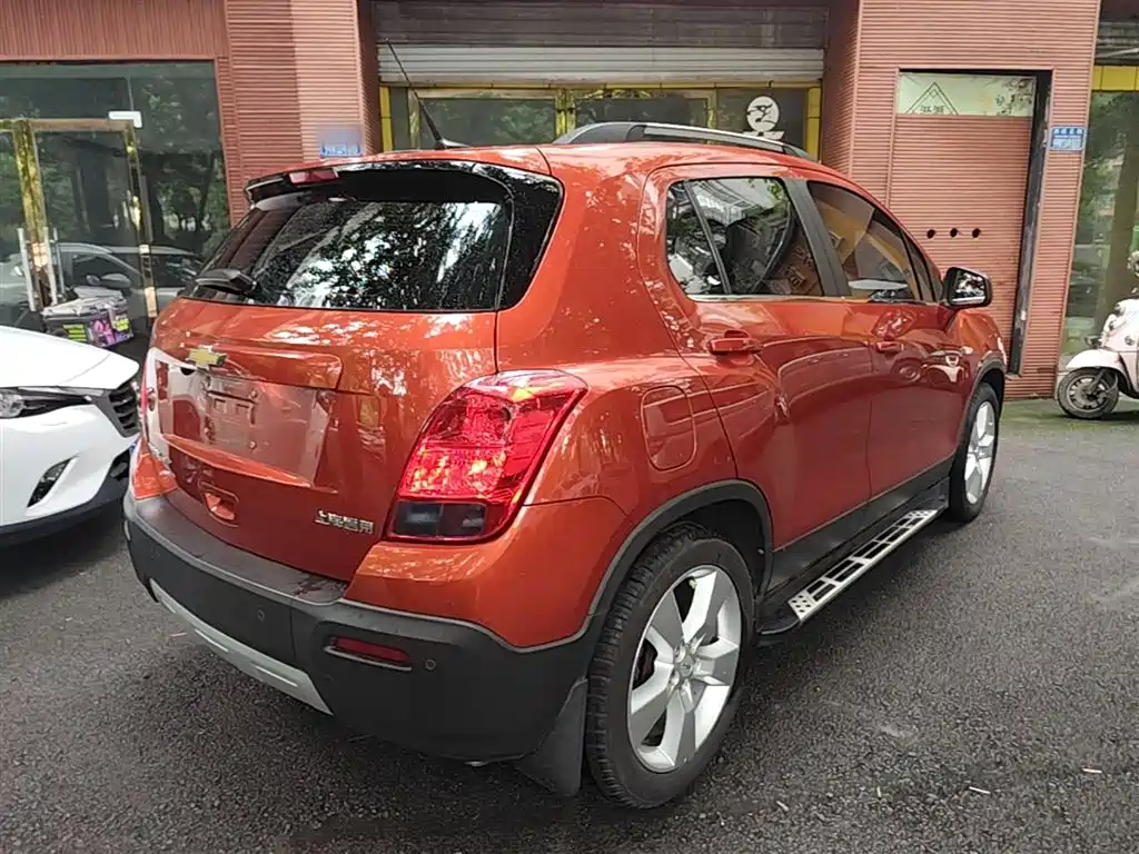 Chevrolet Trax 2014 1.4T Automatic 2WD Luxury фото 7