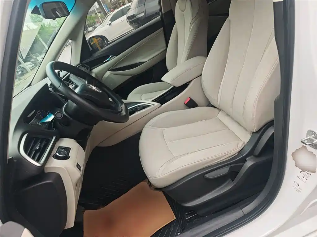 Buick GL6 2019 18T 6-seat Elite China VI фото 11