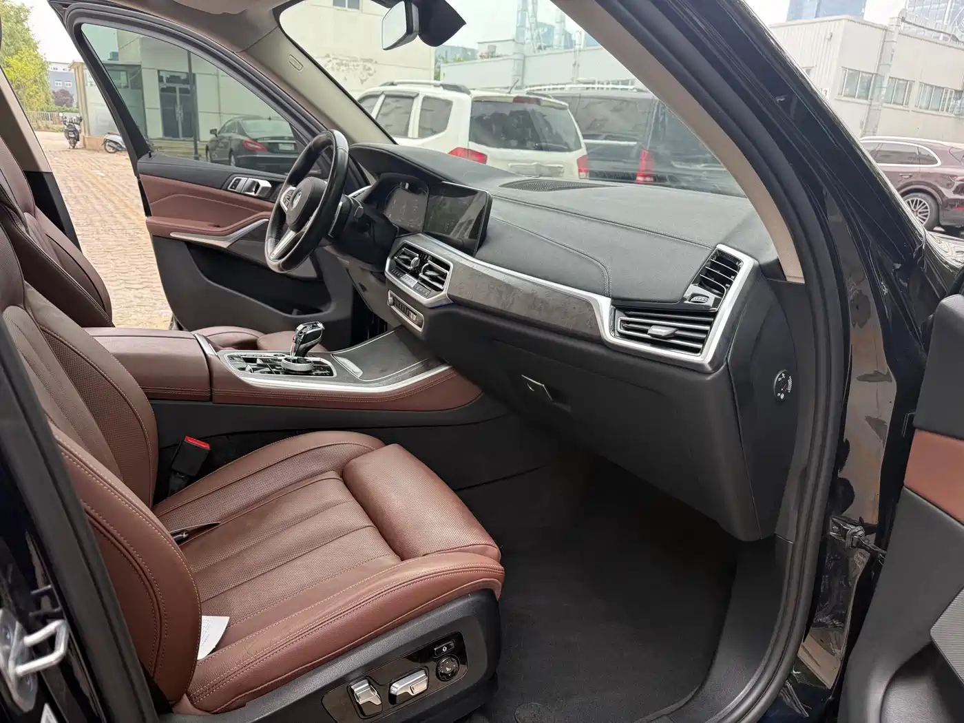 BMW X5 (Import) 2021 Facelift xDrive40i Exclusive M Sport Package фото 8